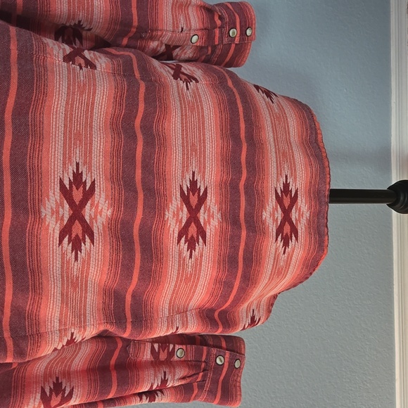 ARIAT REAL Adorable Red Serape Long Sleeve Button Snap Western Women’s Sz Large - Picture 13 of 16